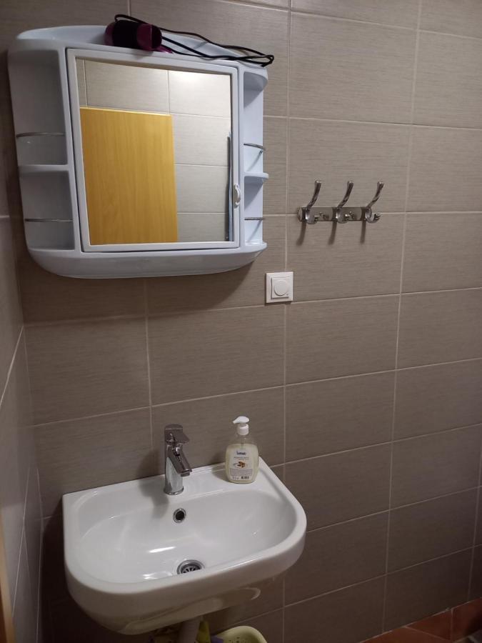 Apartman Konak Prozor Exterior foto